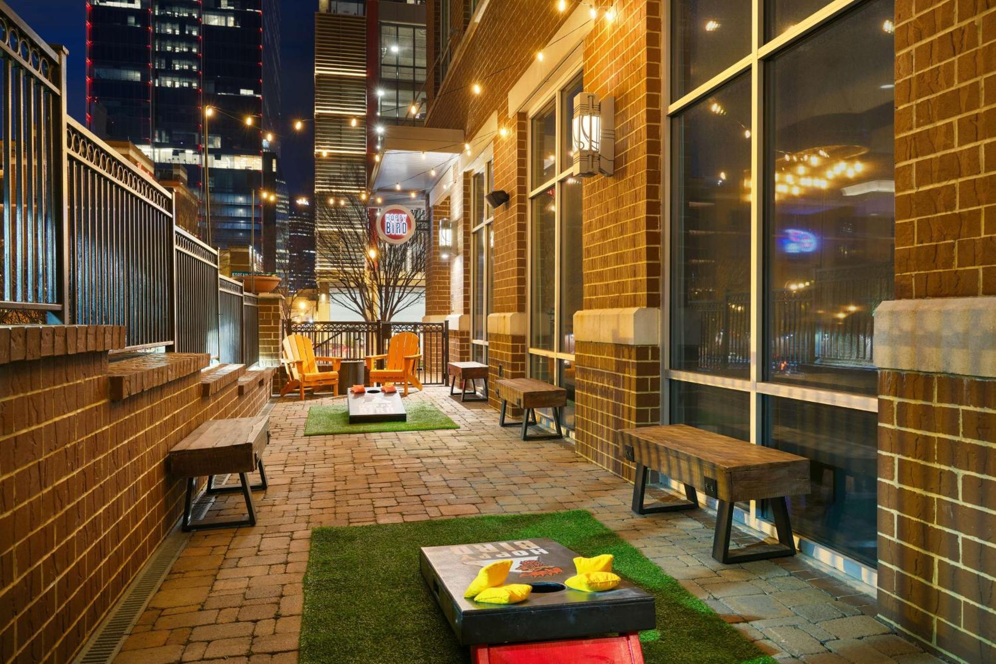 Hilton Garden Inn Nashville Downtown/Convention Center Buitenkant foto