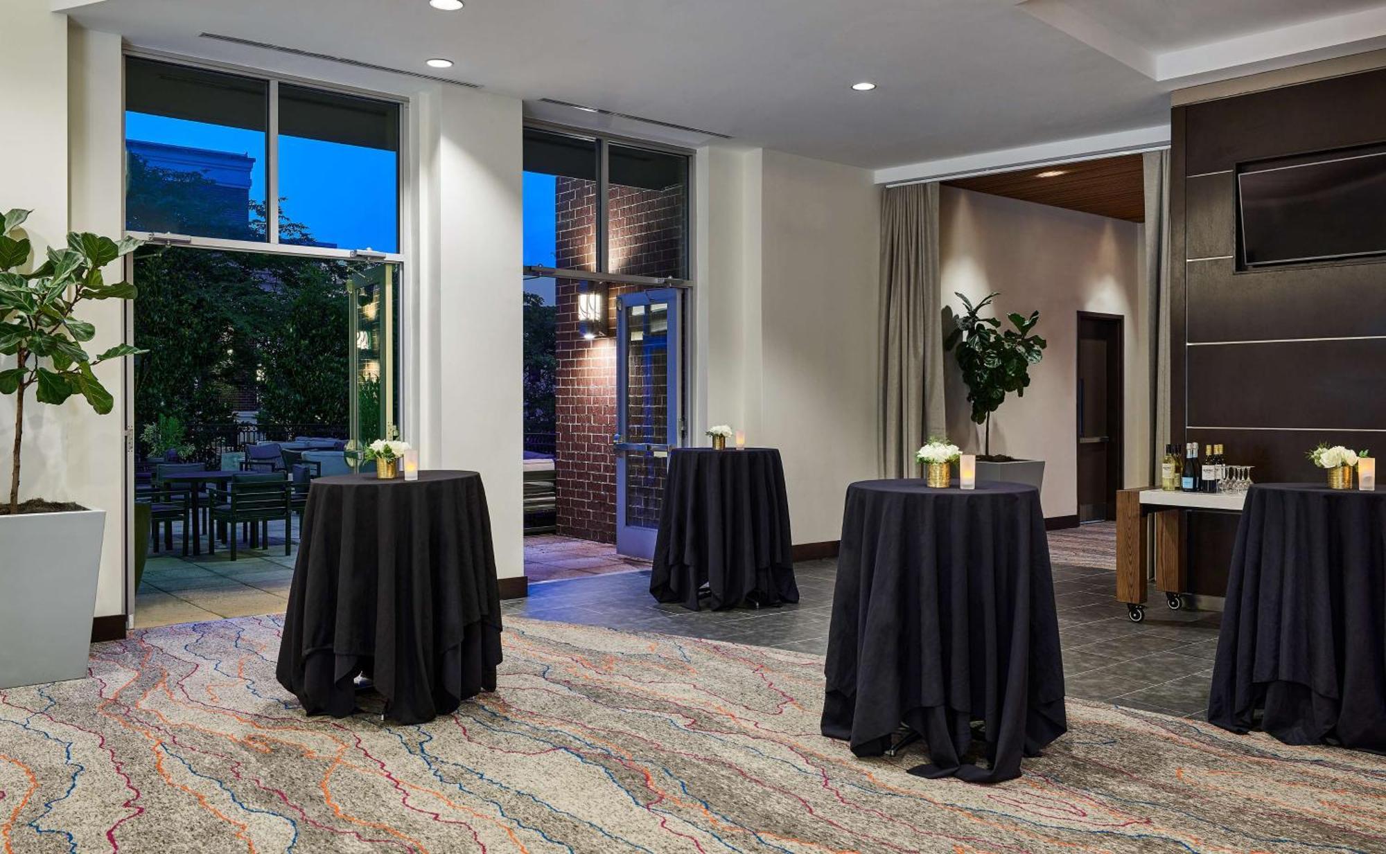 Hilton Garden Inn Nashville Downtown/Convention Center Buitenkant foto