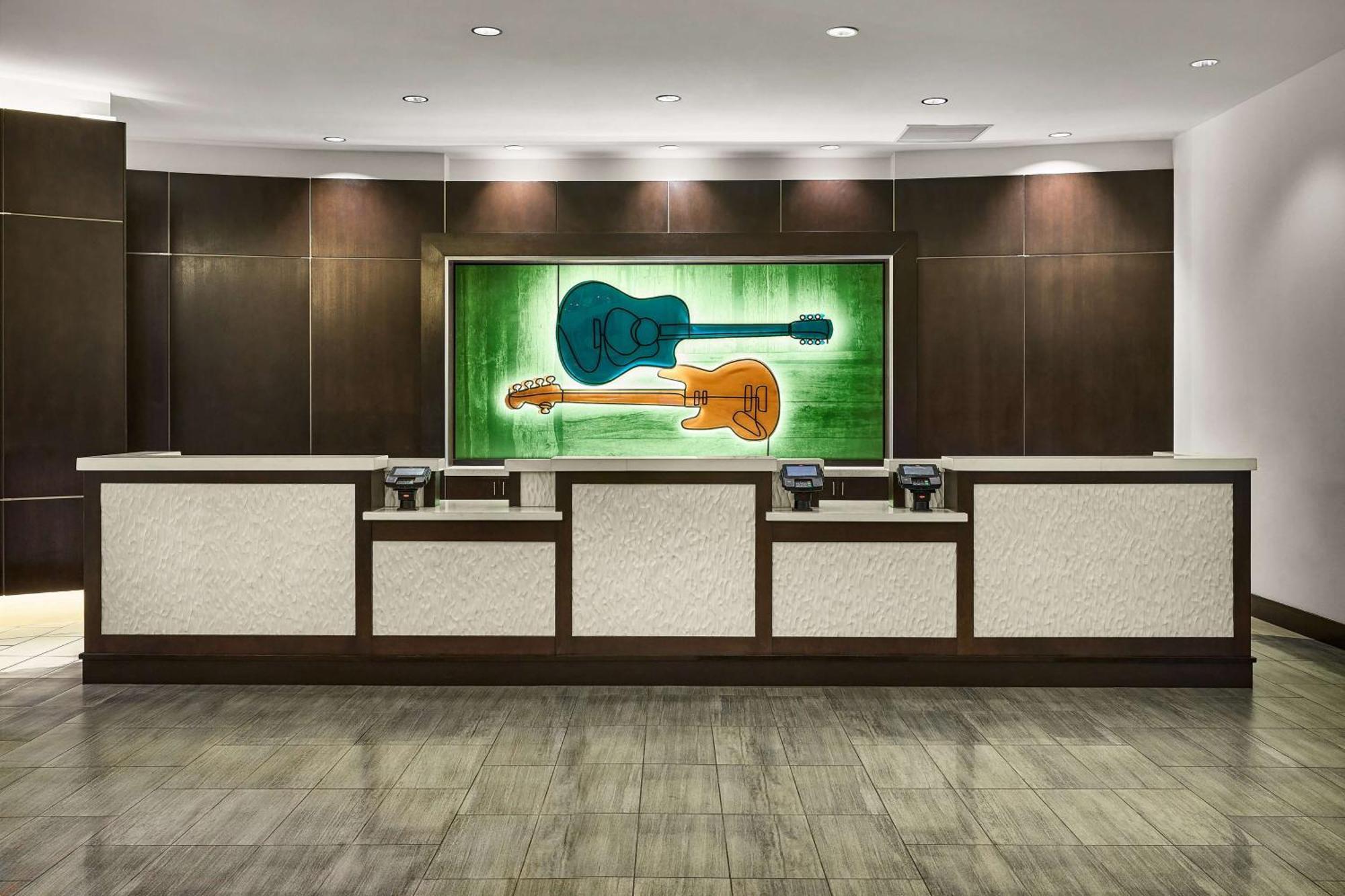Hilton Garden Inn Nashville Downtown/Convention Center Buitenkant foto